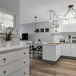 Apartmán Grzybowska 13th Floor Stylish By Bookinghost Varšava