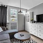 Grzybowska 13th Floor Stylish By Bookinghost