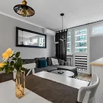 Apartmán Grzybowska 13th Floor Stylish By Bookinghost