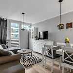 Apartmán Grzybowska 13th Floor Stylish By Bookinghost Varšava