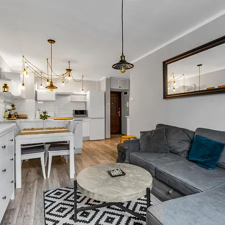 Grzybowska 13th Floor Stylish Apartment Warsaw