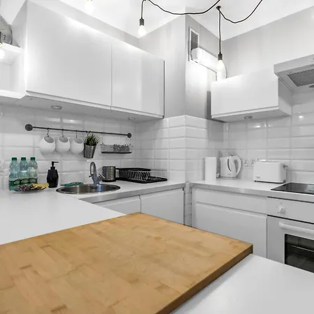 Grzybowska 13th Floor Stylish By Bookinghost