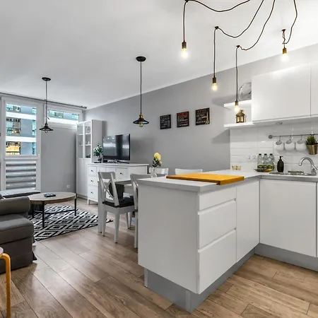 Grzybowska 13th Floor Stylish By Bookinghost Apartman *